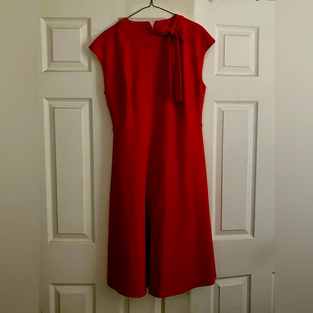 Women’s dress